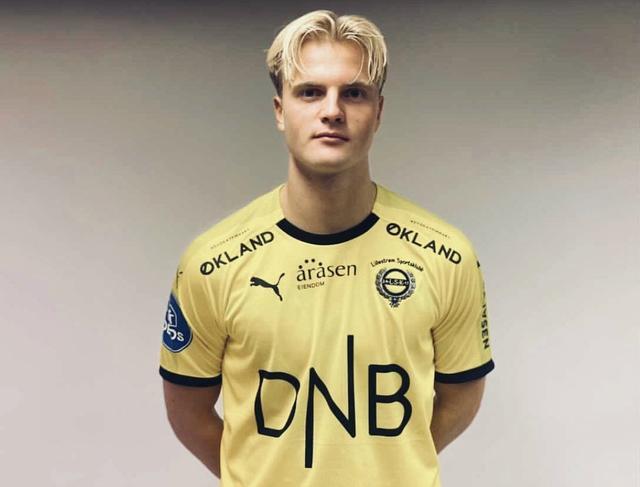 欧冠比赛战术分析：尤文图斯防守策略,（欧冠战术解析：尤文图斯的防守体系）