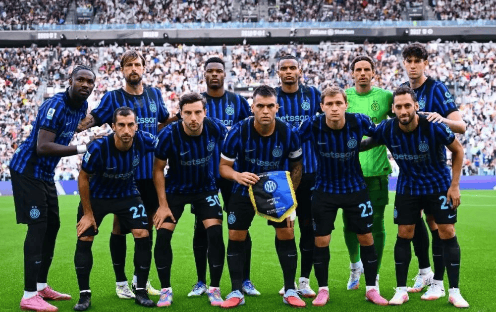 B席48次英超助攻超越阿圭罗，曼城队史仅次于丁丁和D席（B席英超助攻达48次，已超阿圭罗，曼城队史仅逊丁丁与D席）