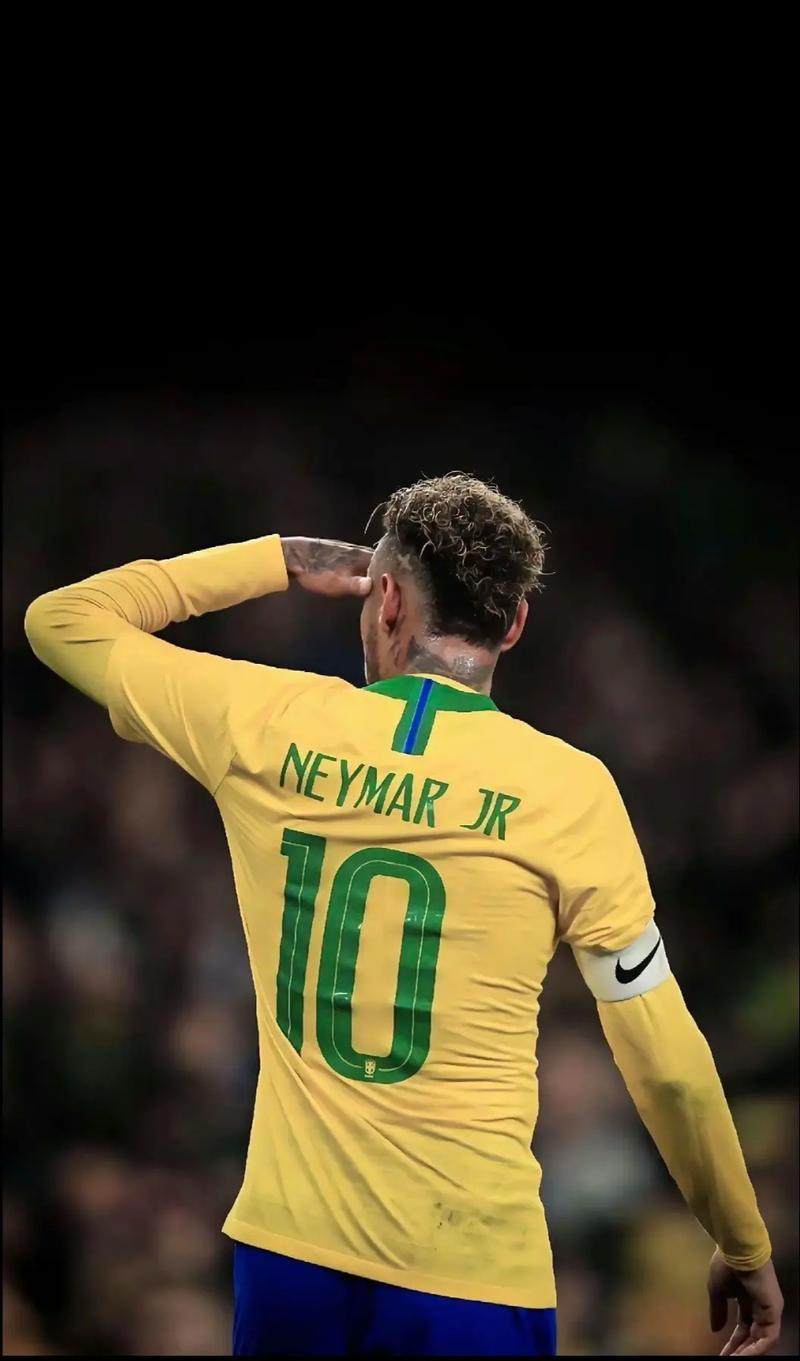 足球西甲豪门密集赛程崩盘，队内伤病潮袭来（密集赛程拖垮西甲豪门，球队遭遇伤病潮）