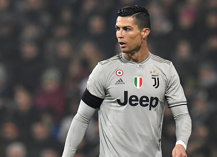 西班牙大名单：亚马尔领衔，奥尔莫在列，卡瓦哈尔、佩德里伤缺（西班牙最新名单：亚马尔领军，奥尔莫入选，卡瓦哈尔与佩德里因伤无缘）