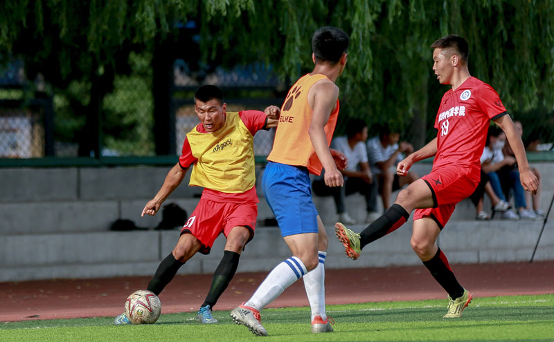 土媒：卢克曼接受加拉塔萨雷900万欧年薪，在等俱乐部谈妥（土媒：卢克曼已接受加拉塔萨雷900万欧年薪，静待俱乐部敲定细节）