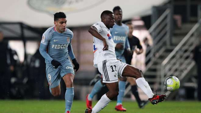 意天空：国米前锋博尼身患流感，将缺席对阵比萨的比赛（意天空：国米前锋博尼因流感无缘对阵比萨）