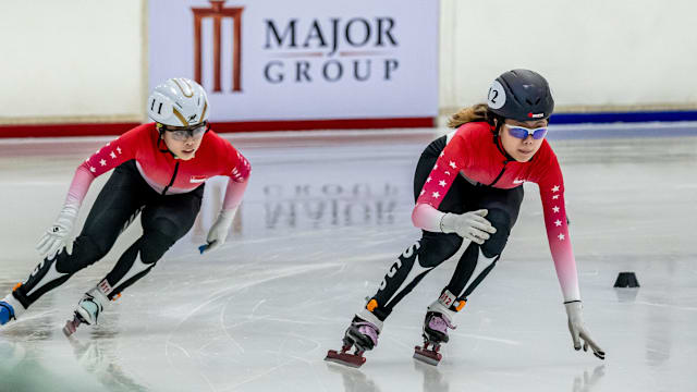 埃斯特旺经纪人：我们连续4年和巴萨谈转会，但对方财政困难（埃斯特旺经纪人：与巴萨谈转会已四年，但其财务困境成阻碍）