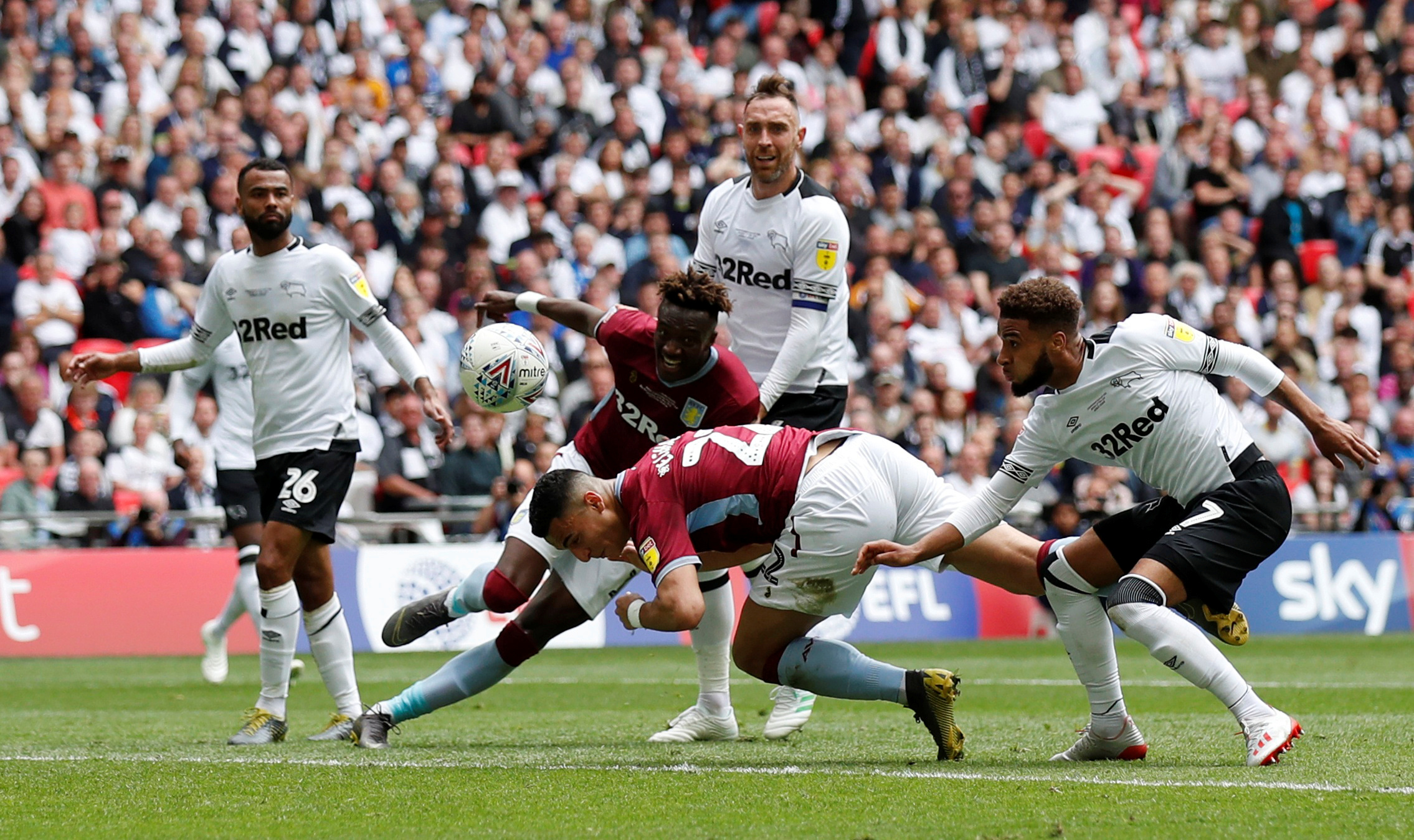 尼日利亚足协致歉：无缘世界杯令人心碎，我们承诺会卷土重来（尼日利亚足协致歉：错过世界杯令人痛心，誓言重振旗鼓）