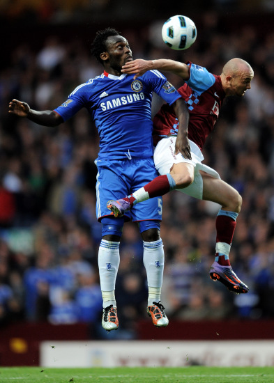 近6轮输5场仅排第8！红军主帅仍获得球队上下的支持（近6战5败仅居第8，红军主帅仍获球队上下力挺）